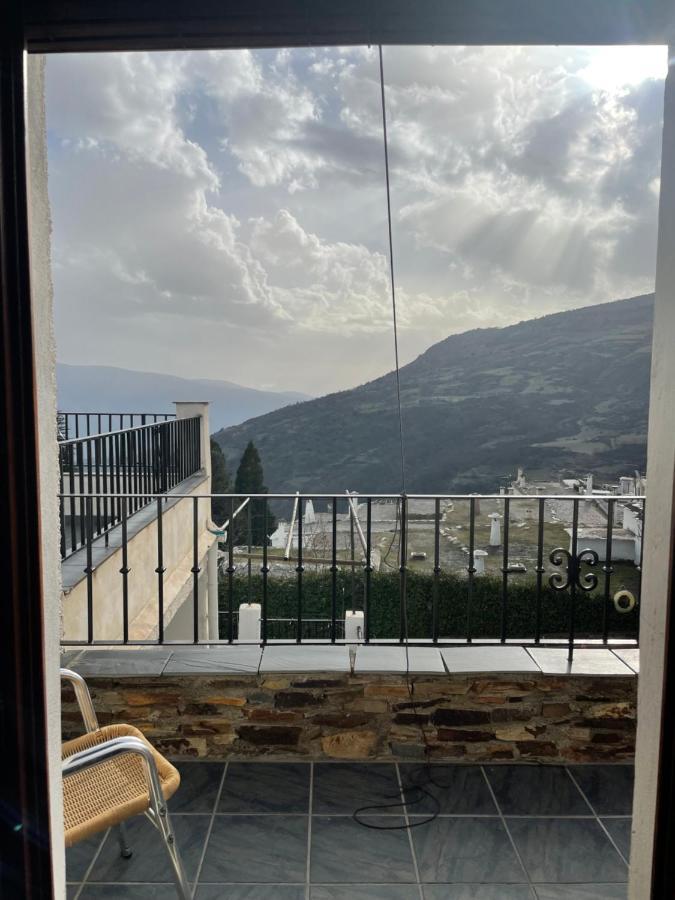 Hostal Rural Poqueira Capileira Buitenkant foto