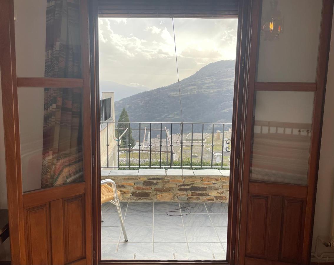 Hostal Rural Poqueira Capileira Buitenkant foto