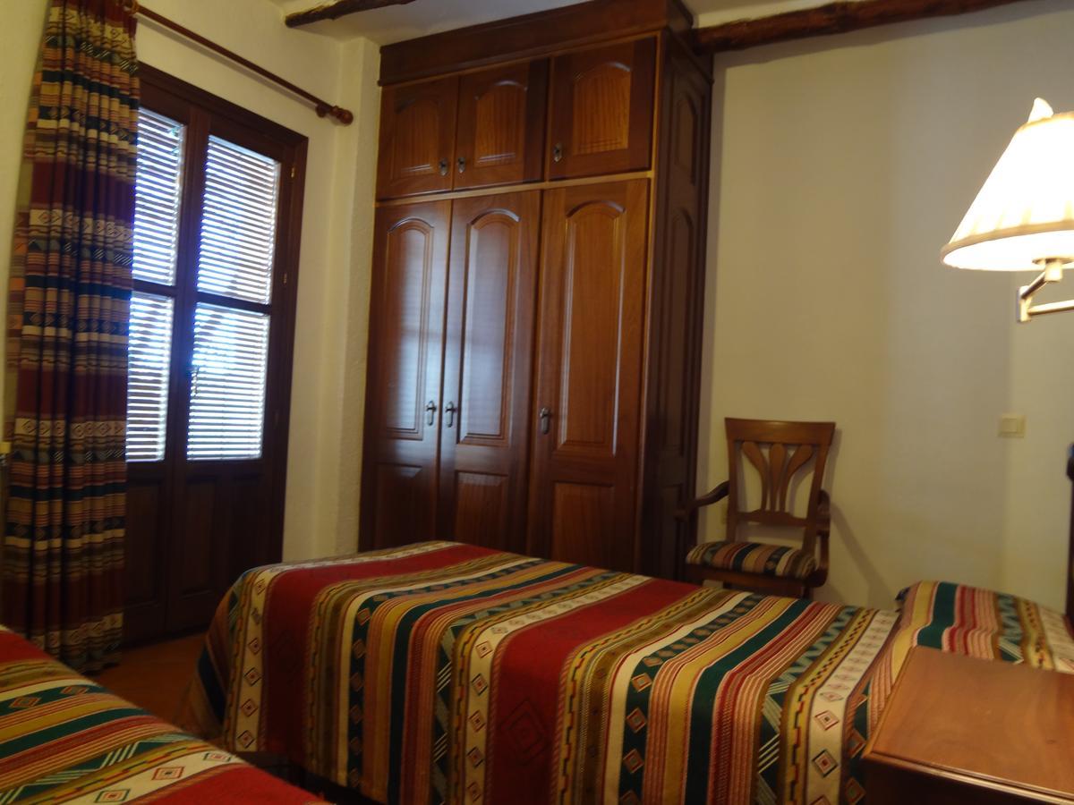 Hostal Rural Poqueira Capileira Buitenkant foto