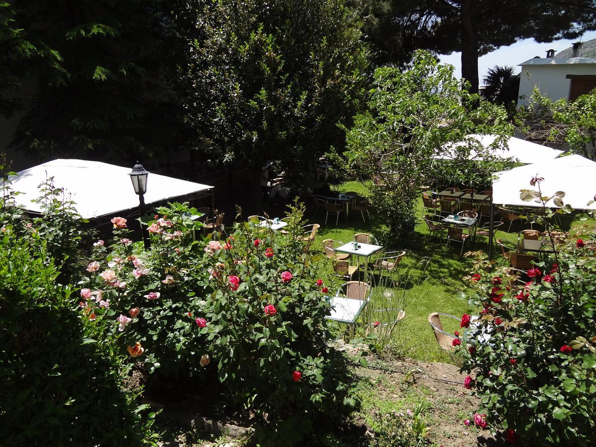 Hostal Rural Poqueira Capileira Buitenkant foto